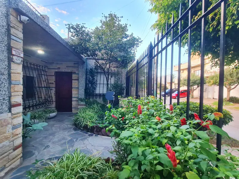 Casa en venta · Villa Santos Tesei, Hurlingham, GBA Oeste, Provincia de Buenos Aires