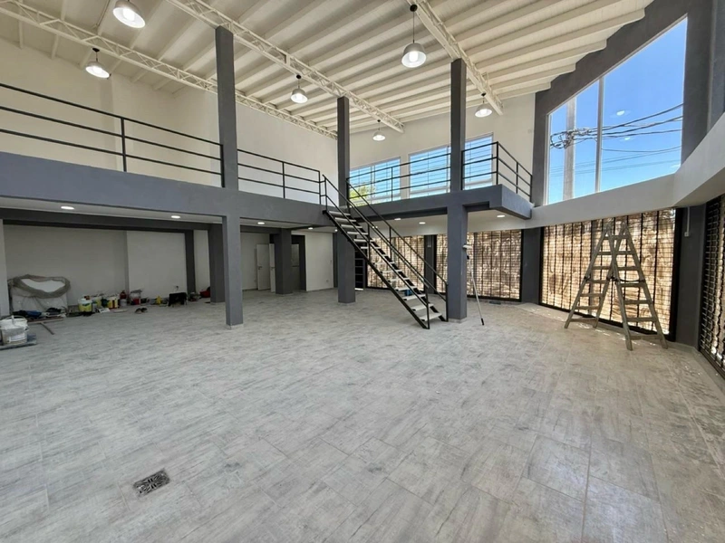 Comercio en alquiler · Villa Luzuriaga, La Matanza, GBA Oeste, Provincia de Buenos Aires