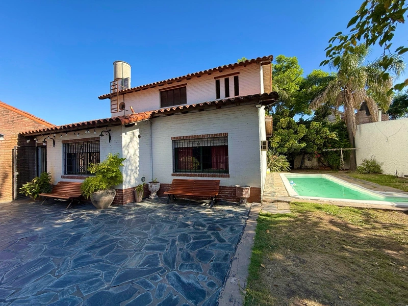 Casa en venta · Morón, GBA Oeste, Provincia de Buenos Aires