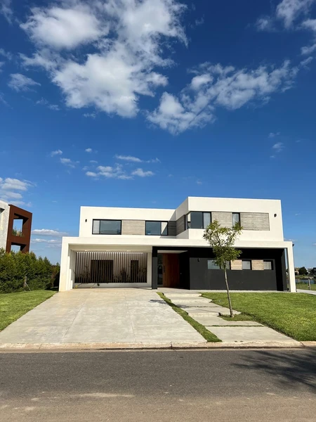 Casa en venta · Puertos del Lago - Muelles, Escobar, GBA Norte, Provincia de Buenos Aires