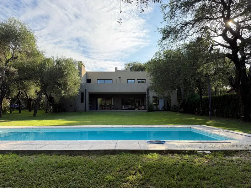 Casa en venta · El Bosque, Córdoba Capital, Córdoba