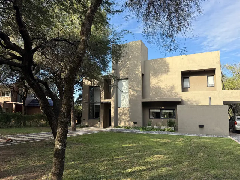 Casa en venta · El Bosque, Córdoba Capital, Córdoba