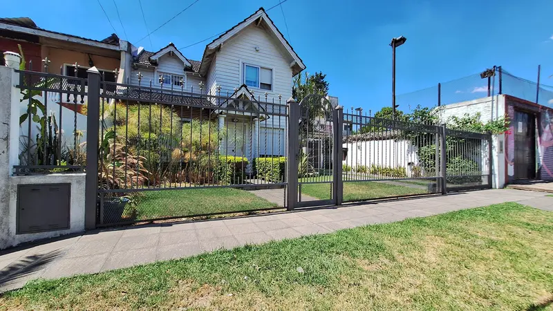 Casa en venta · Morón, GBA Oeste, Provincia de Buenos Aires