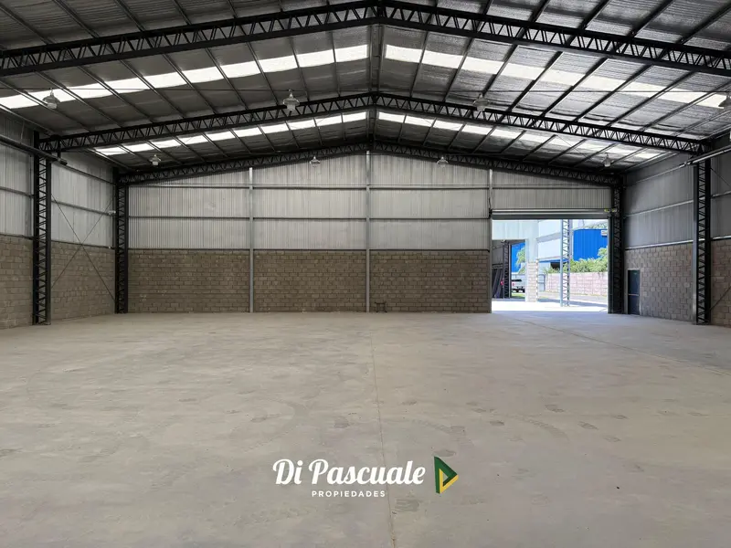 Depósito en alquiler · Francisco Alvarez, Moreno, GBA Oeste, Provincia de Buenos Aires