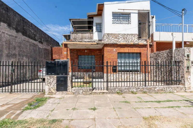 Casa en venta · Ramos Mejia Norte, Ramos Mejia, La Matanza, GBA Oeste, Provincia de Buenos Aires Casa en venta · Ramos Mejia Norte, Ramos Mejia, La Matanza, GBA Oeste, Provincia de Buenos Aires