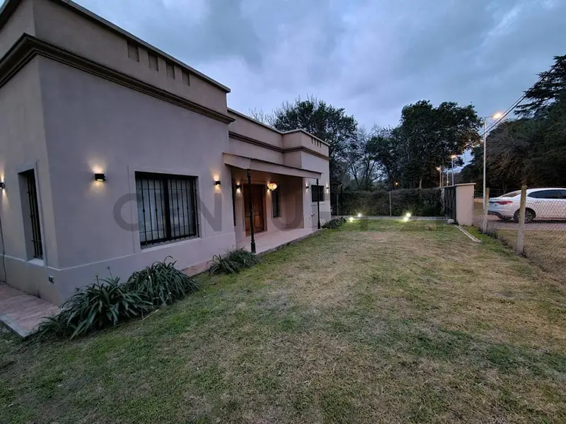 Casa en venta · Luján, GBA Oeste, Provincia de Buenos Aires