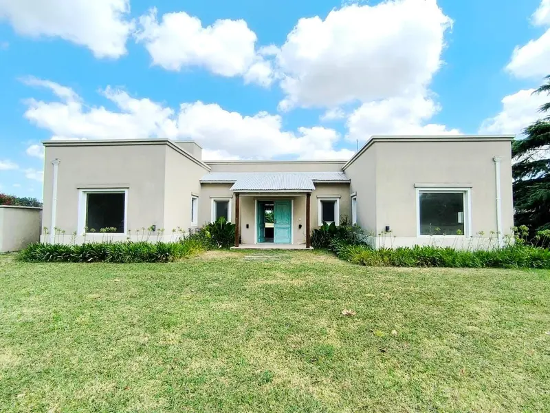 Casa en venta · Carlos Keen, Luján, GBA Oeste, Provincia de Buenos Aires