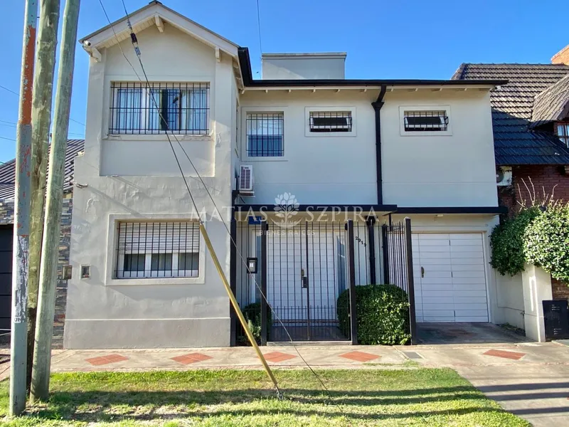 Casa en venta · Castelar Norte, Castelar, Morón, GBA Oeste, Provincia de Buenos Aires