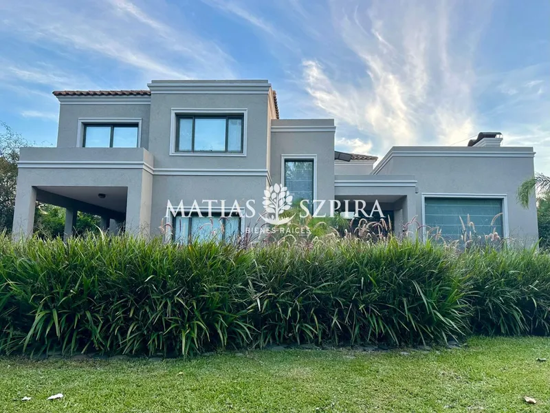 Casa en venta · Campos de Alvarez, Moreno, GBA Oeste, Provincia de Buenos Aires