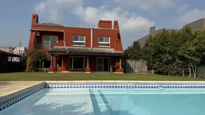 Casa en alquiler · Santa Bárbara, Tigre, GBA Norte, Provincia de Buenos Aires Casa en alquiler · Santa Bárbara, Tigre, GBA Norte, Provincia de Buenos Aires