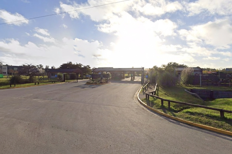 Seguridad acceso barrio.png