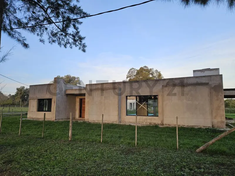 Casa en venta · Brandsen, Interior de Buenos Aires, Provincia de Buenos Aires