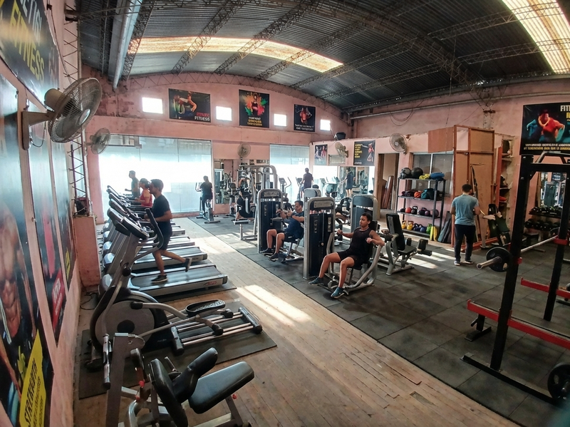 frente arriba limpio GYM 2.png