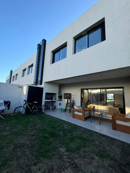 Casa en venta · Terrazas de Manantiales, Córdoba Capital, Córdoba