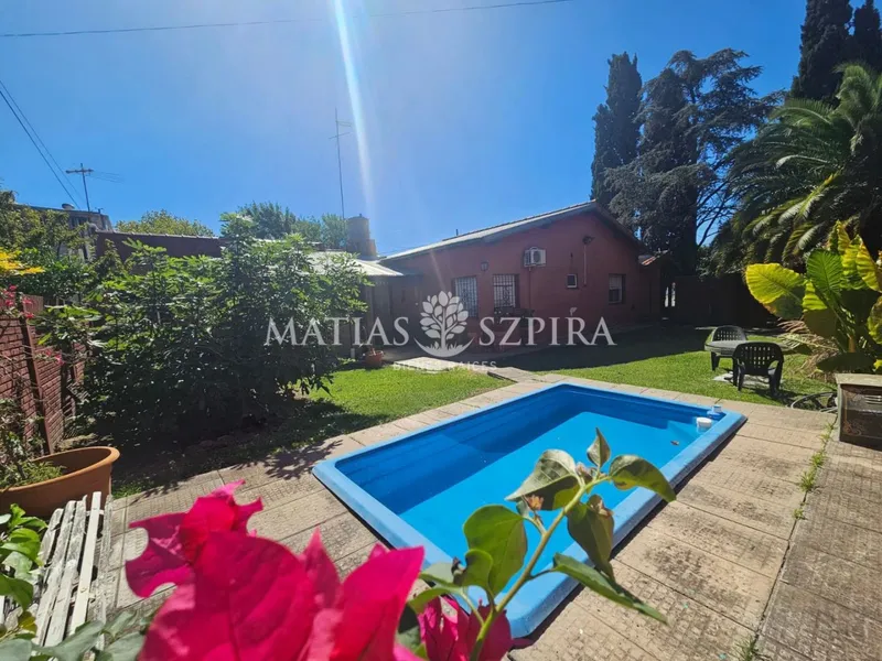 Casa en venta · Castelar Sur, Castelar, Morón, GBA Oeste, Provincia de Buenos Aires