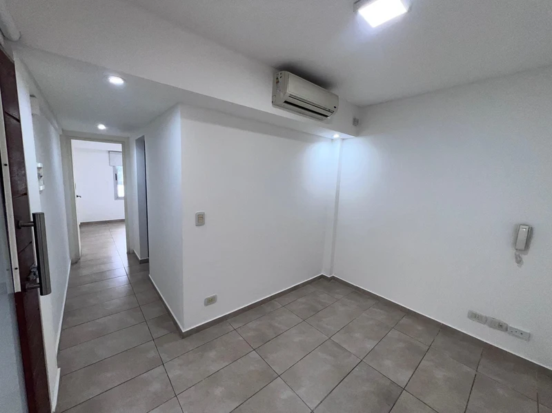 Oficina en alquiler · Castelar, Morón, GBA Oeste, Provincia de Buenos Aires