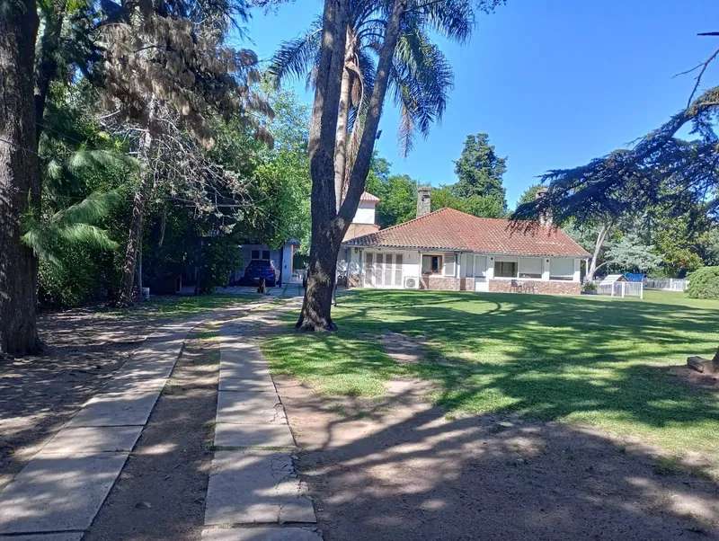 Casa en venta · Barrio Parque Leloir, Ituzaingó, GBA Oeste, Provincia de Buenos Aires