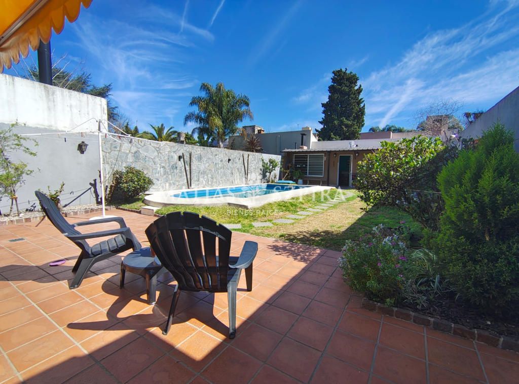 Casa en venta · Castelar, Morón, GBA Oeste, Provincia de Buenos Aires