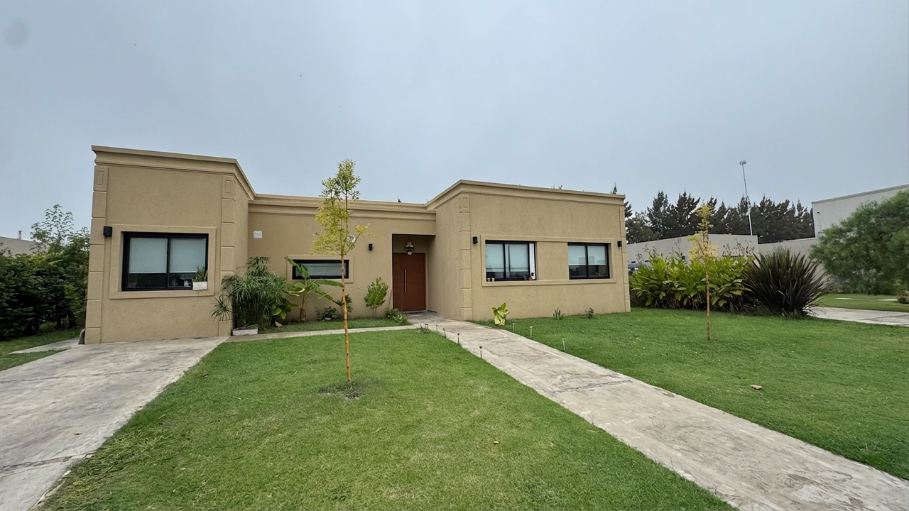VENTA Casa 4 ambientes - SAN MATÍAS-Área 5