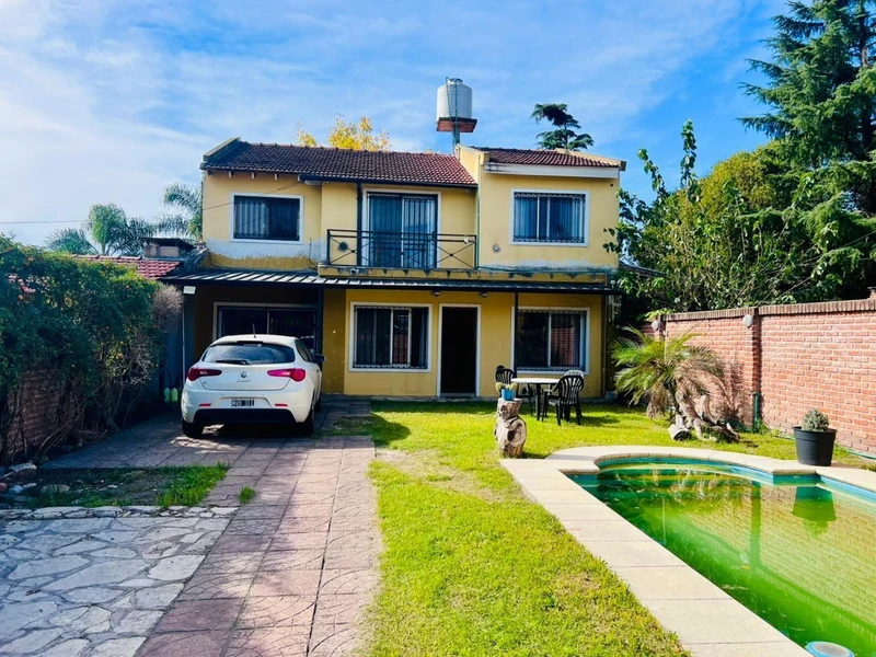 Casa en venta · Hurlingham, GBA Oeste, Provincia de Buenos Aires