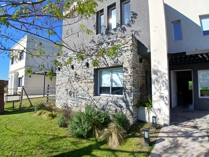 Casa en venta · Villa Rosa, Pilar, GBA Norte, Provincia de Buenos Aires
