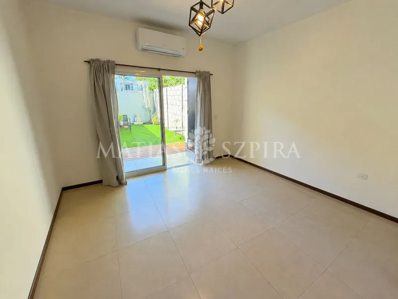 Casa en venta · Ituzaingó Norte, Ituzaingó, GBA Oeste, Provincia de Buenos Aires Casa en venta · Ituzaingó Norte, Ituzaingó, GBA Oeste, Provincia de Buenos Aires