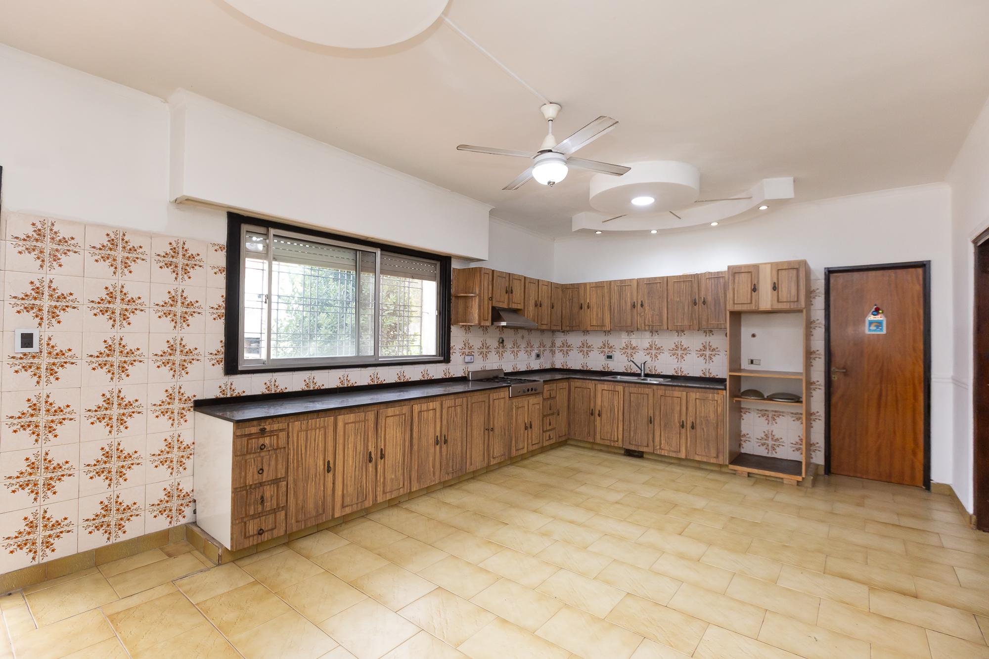 Casa en venta · Caseros, Tres de Febrero, GBA Oeste, Provincia de Buenos Aires