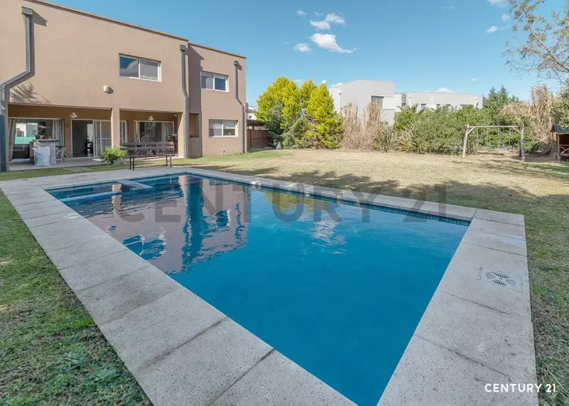 Casa en venta · El Cazador, Escobar, GBA Norte, Provincia de Buenos Aires Casa en venta · El Cazador, Escobar, GBA Norte, Provincia de Buenos Aires