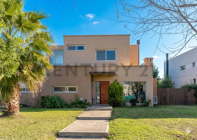 Casa en venta · El Cazador, Escobar, GBA Norte, Provincia de Buenos Aires Casa en venta · El Cazador, Escobar, GBA Norte, Provincia de Buenos Aires