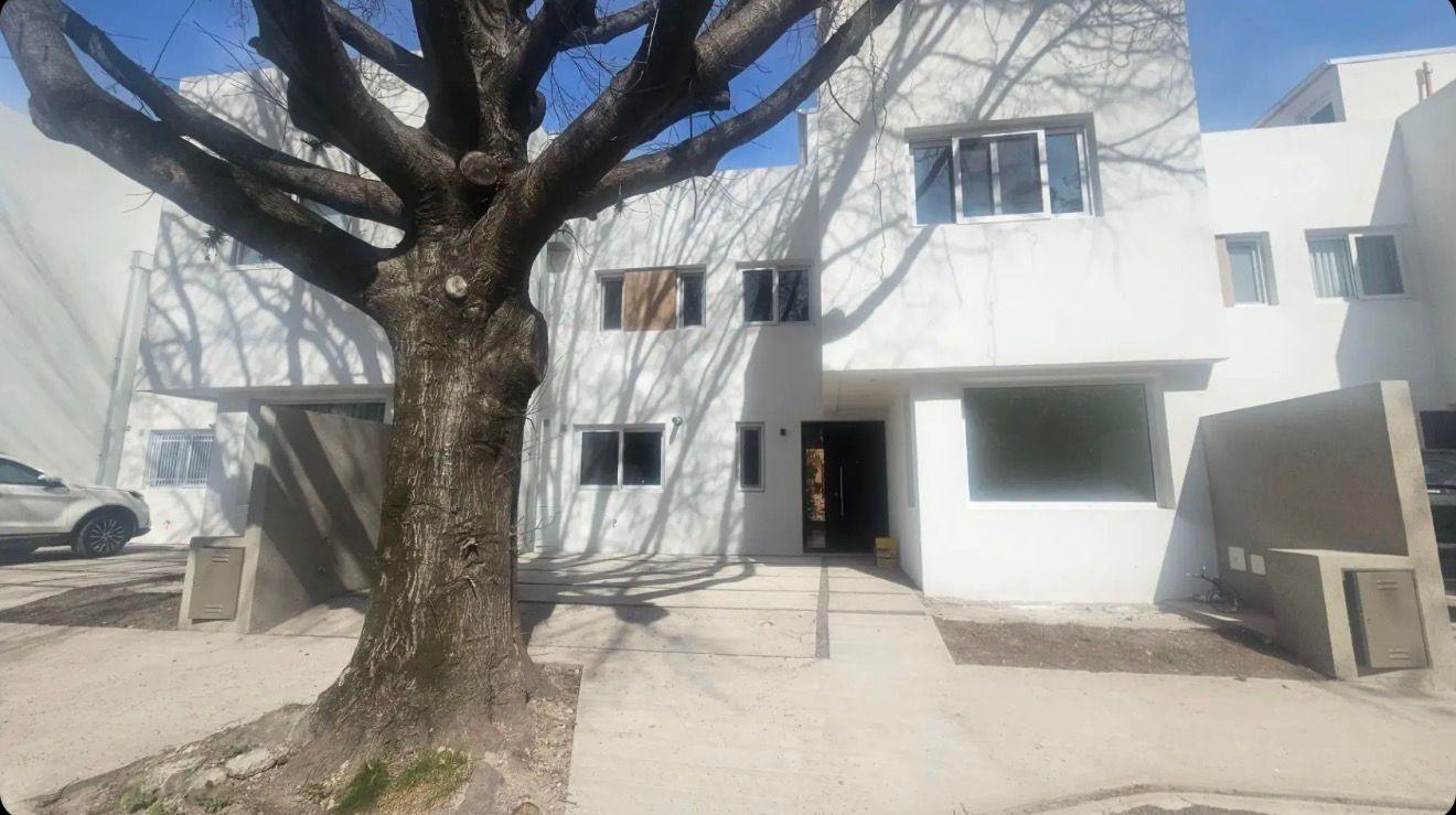 Casa en venta · San Isidro, GBA Norte, Provincia de Buenos Aires