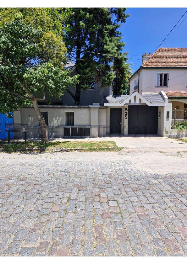 Casa en venta · Lomas de Zamora, GBA Sur, Provincia de Buenos Aires