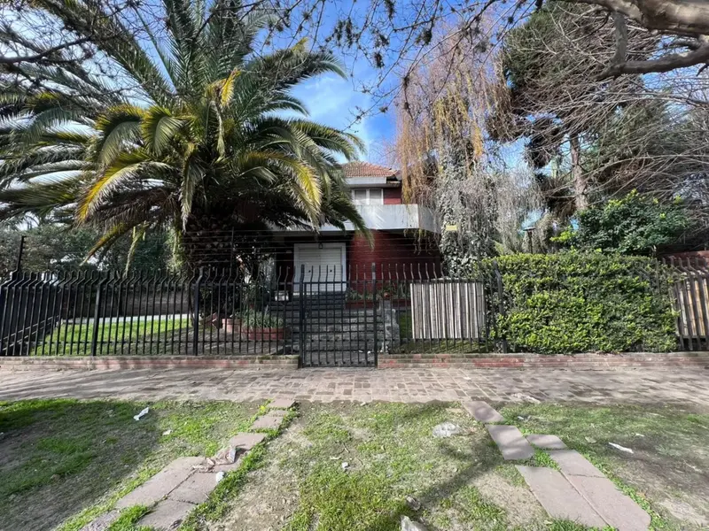 Casa en venta · Villa Luzuriaga, La Matanza, GBA Oeste, Provincia de Buenos Aires