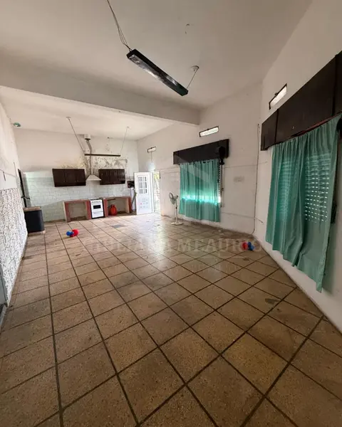 Comercio en alquiler · Morón, GBA Oeste, Provincia de Buenos Aires