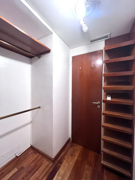92c937ea-8bc6-4ea6-bcbb-ab07660f7f02.jpg