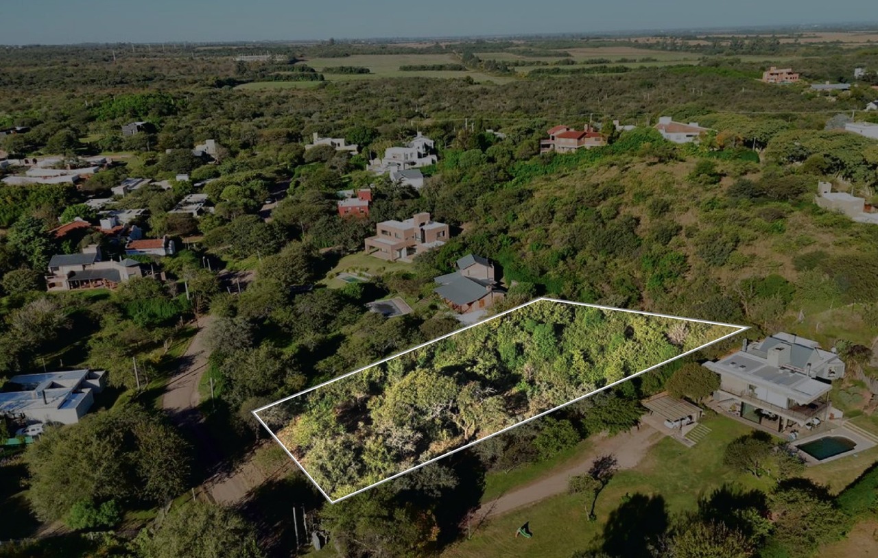 Lote en Venta en Villa Allende Golf | 2.521 m² | Residencial (Apto Housing) | Vistas a las Sierras - foto 2