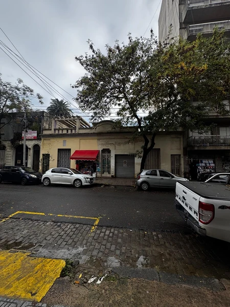 Terreno en venta · Flores, CABA