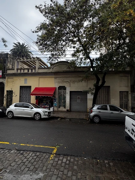 Terreno en venta · Flores, CABA