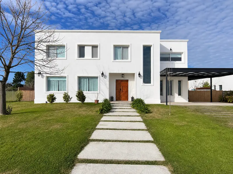 Casa en venta · San Sebastián, Escobar, GBA Norte, Provincia de Buenos Aires Casa en venta · San Sebastián, Escobar, GBA Norte, Provincia de Buenos Aires