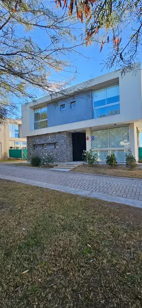Casa en venta · Villa Allende, Colon, Córdoba Casa en venta · Villa Allende, Colon, Córdoba