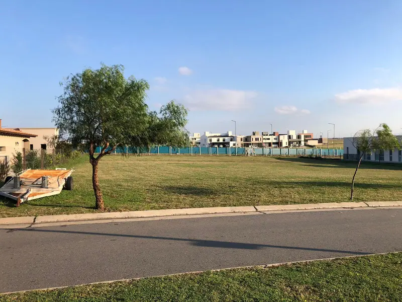 Terreno en venta · La Cascada Country Golf, Córdoba Capital, Córdoba