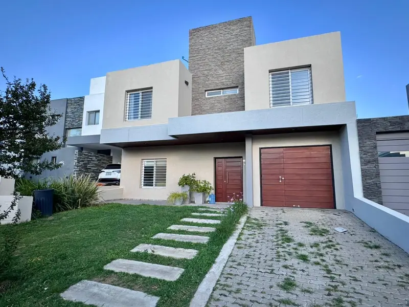 Casa en venta · Miradores de Manantiales, Córdoba Capital, Córdoba