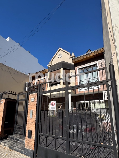 Casa en venta · Flores, CABA