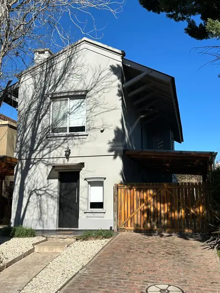 Casa en venta · Santa María de los Olivos, Malvinas Argentinas, GBA Norte, Provincia de Buenos Aires