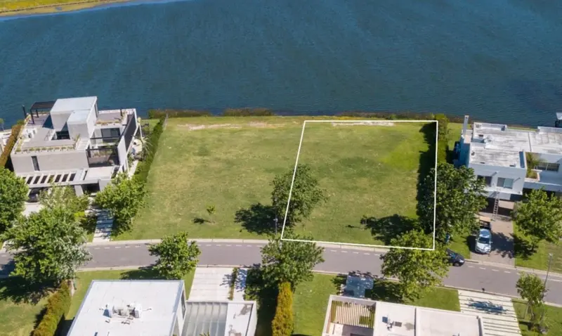Terreno en venta · Puertos del Lago - Muelles, Escobar, GBA Norte, Provincia de Buenos Aires