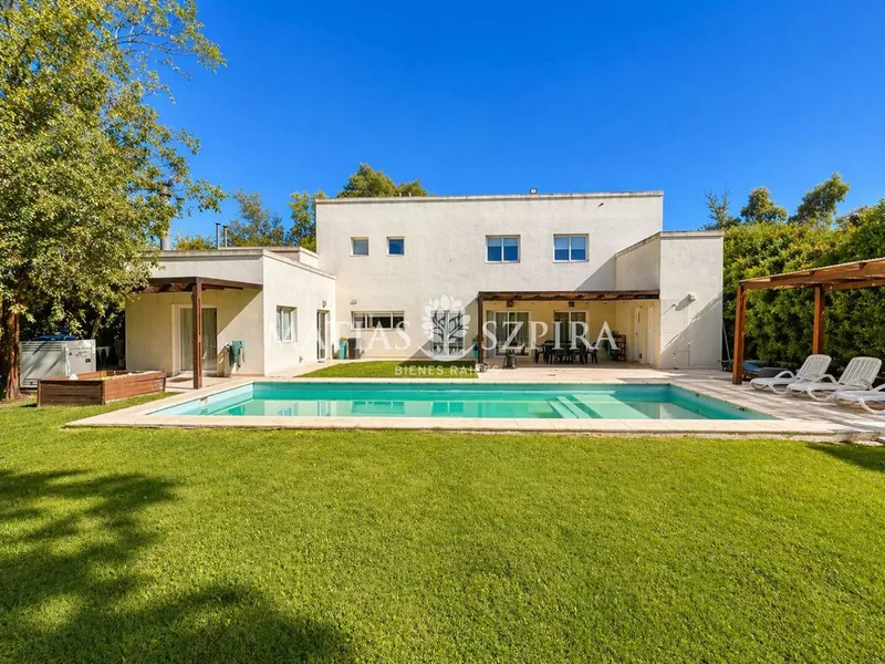 Casa en venta · La Cesarina, General Rodriguez, GBA Oeste, Provincia de Buenos Aires