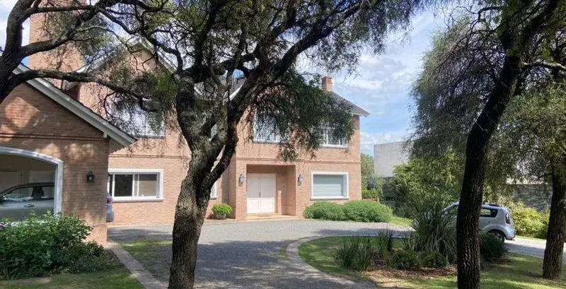 Casa en venta · El Bosque, Córdoba Capital, Córdoba