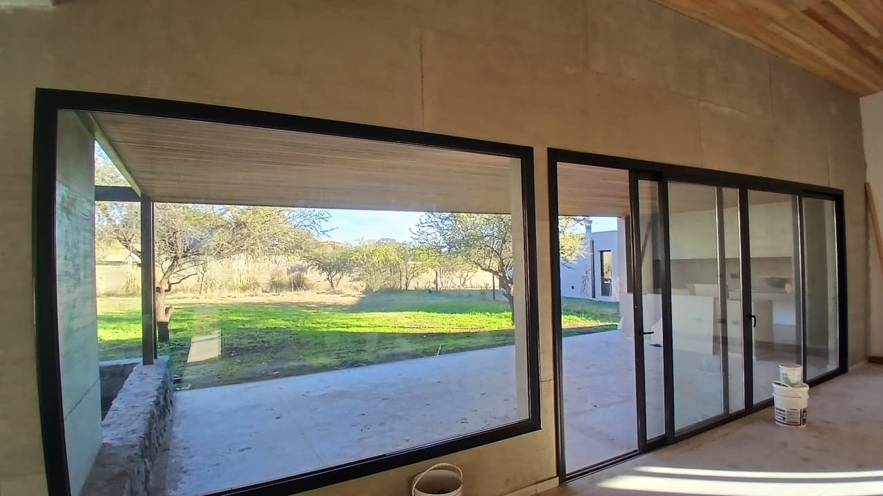 Casa en venta - 4 dormitorios - Estancia El Terron, Mendiolaza - foto 5