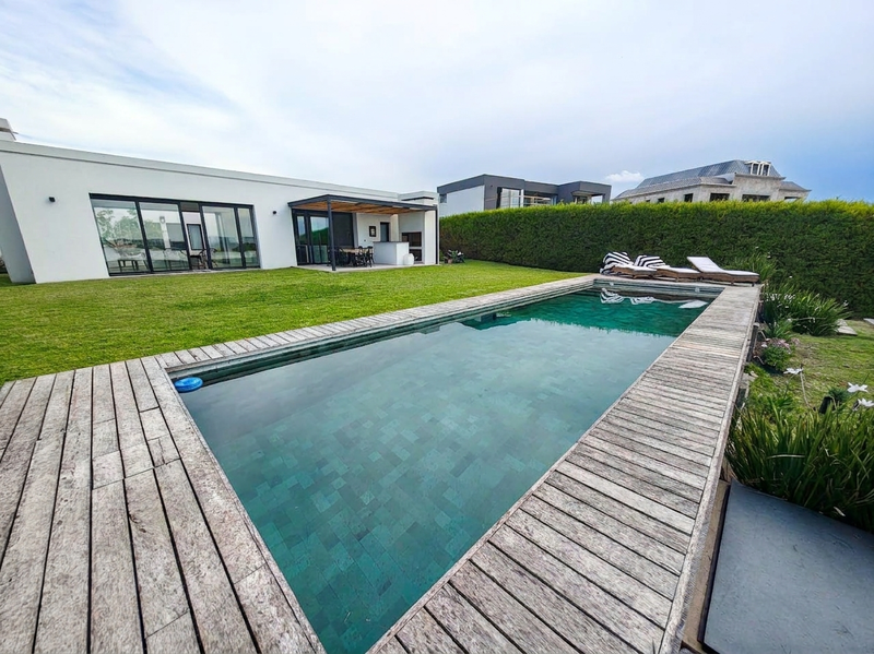 Casa en alquiler · San Sebastián, Escobar, GBA Norte, Provincia de Buenos Aires