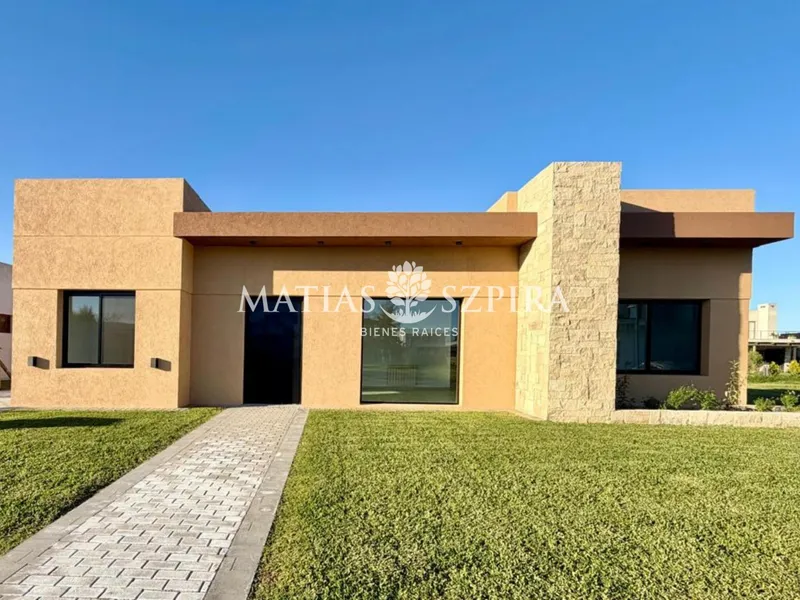 Casa en venta · Solar de Álvarez, Francisco Alvarez, Moreno, GBA Oeste, Provincia de Buenos Aires