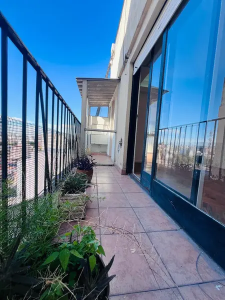 Departamento en alquiler · Floresta, CABA